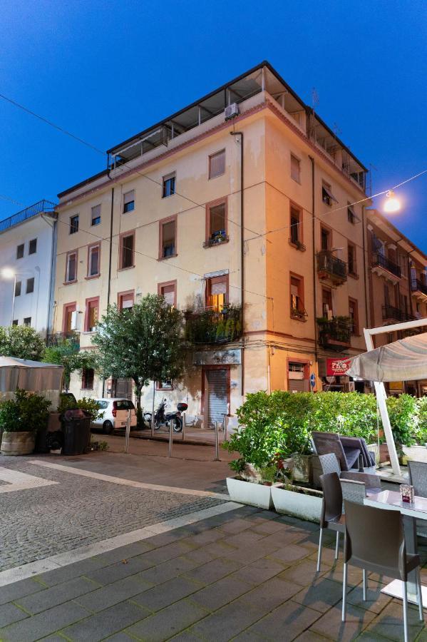 B&Business - Fibra Ultraveloce, Angolo Fitness, Smartworking & Parcheggio Coperto Su Richiesta Cosenza Kültér fotó